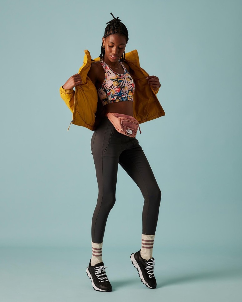 وجه الشمال هياليت أسفل هوديي أصفر