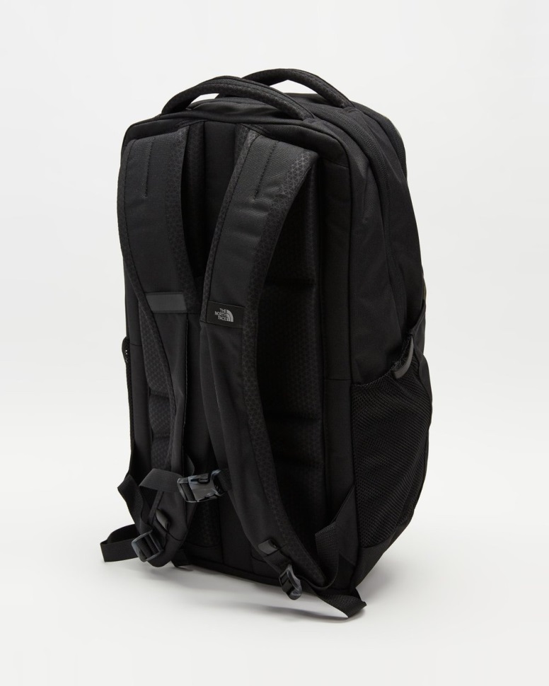 قبو وجهه شمالية بفرشاة الزعتر