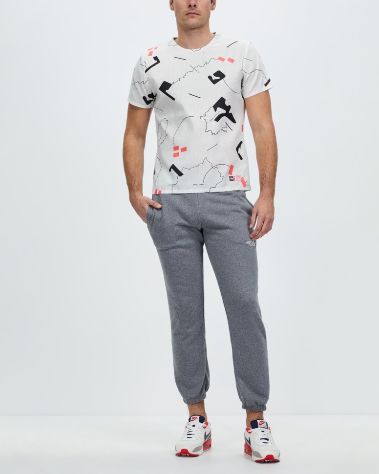 قميص Sunriser Ss الوجه الشمالي أبيض مطبوع