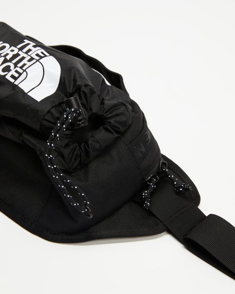 حزمة الورك السوداء الوجه الشمالي الثالث