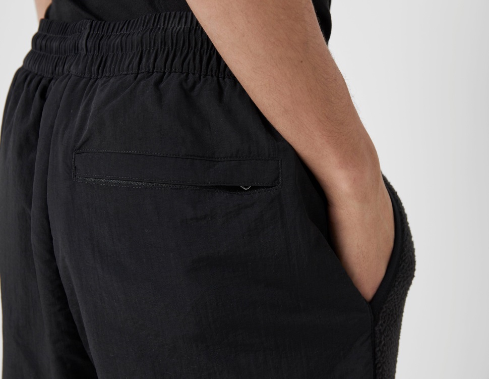 بنطلون دينالي الوجه الشمالي أسود