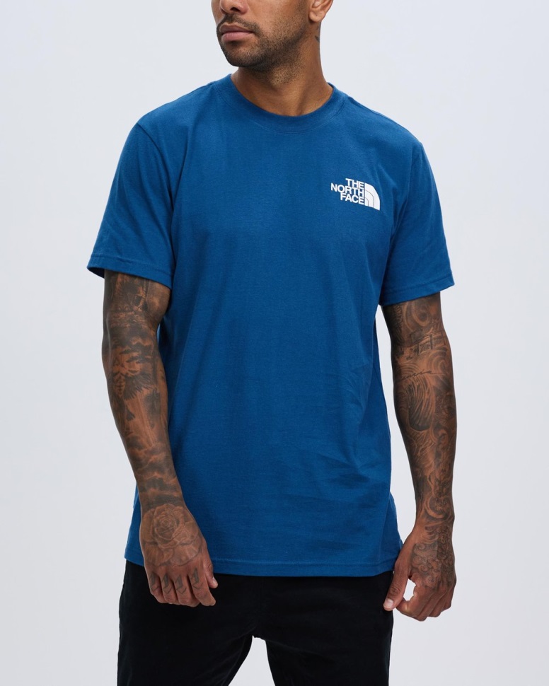 الأزرق وجه الشمال قصيرة الأكمام مربع Nse المحملة