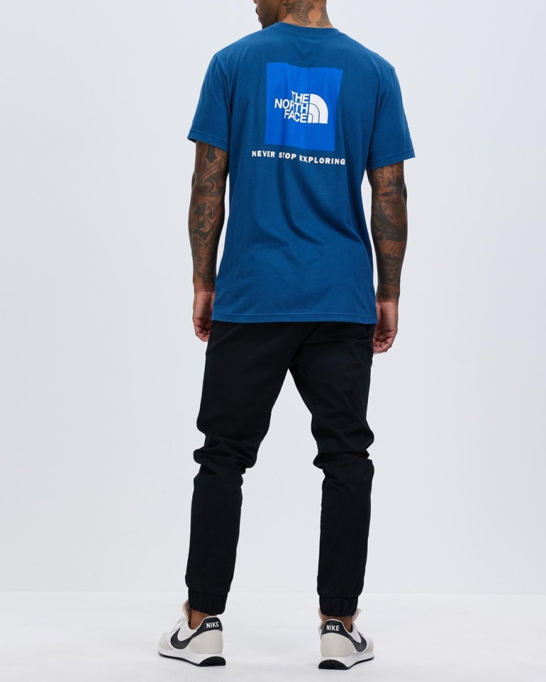 الأزرق وجه الشمال قصيرة الأكمام مربع Nse المحملة