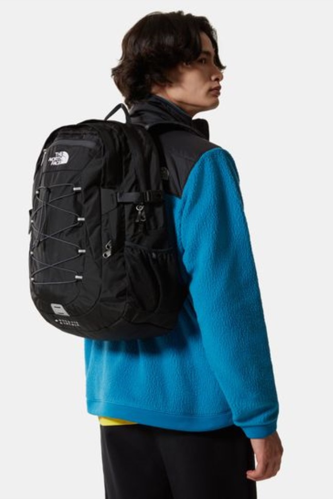 حقيبة بورياليس السوداء الوجه الشمالي