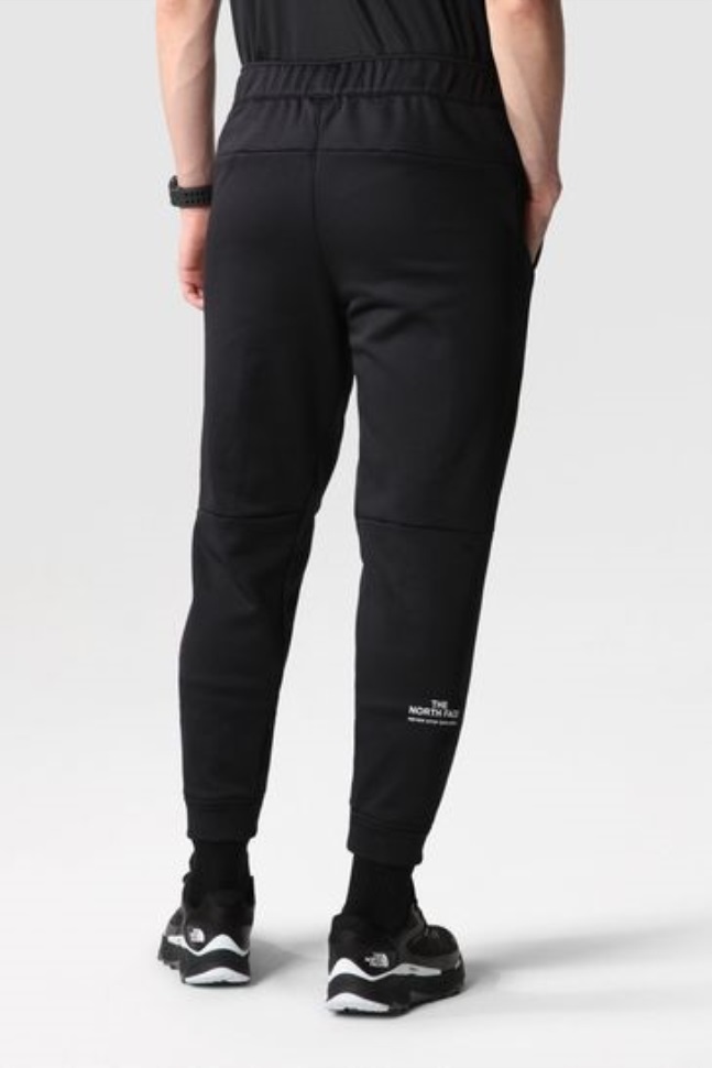 ركض الصوف الأسود الوجه الشمالي