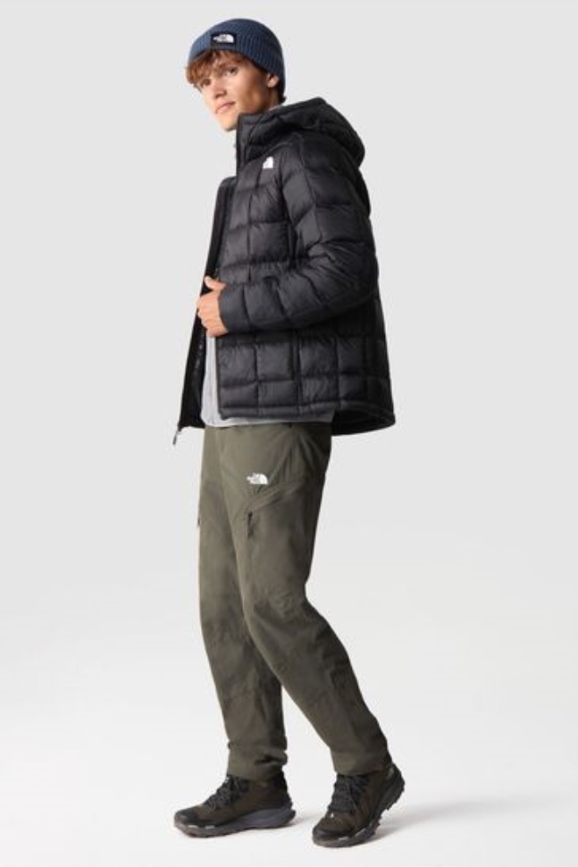 سترة حرارية سوداء الوجه الشمالي