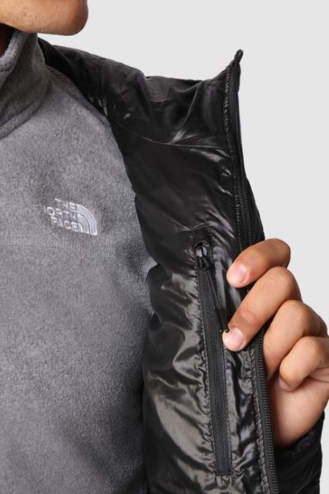 سترة حرارية سوداء الوجه الشمالي