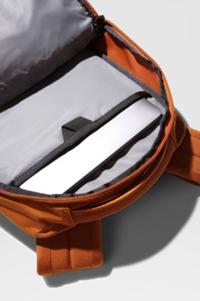 حقيبة ظهر مهرج بني الوجه الشمالي