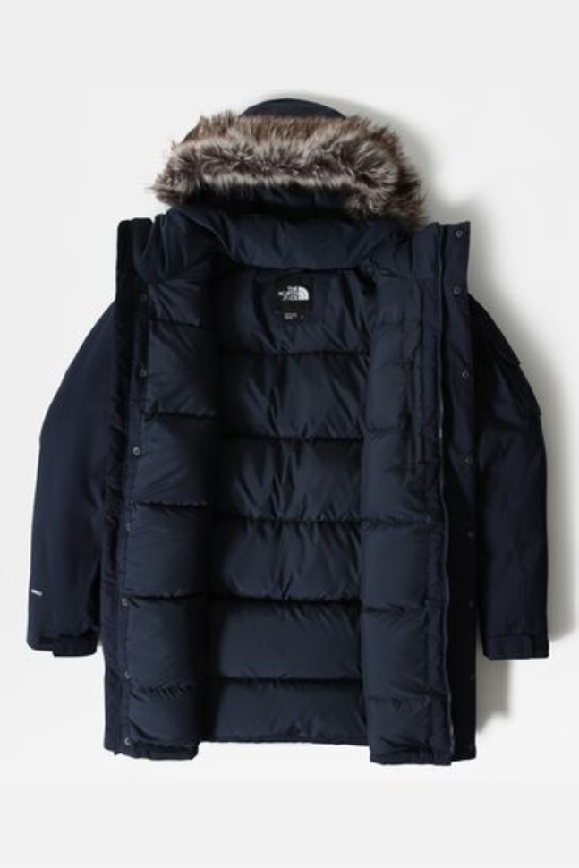 سترة مكموردو الوجه الشمالي