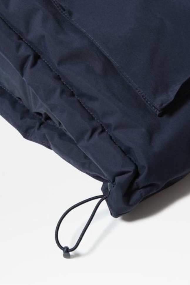 سترة مكموردو الوجه الشمالي