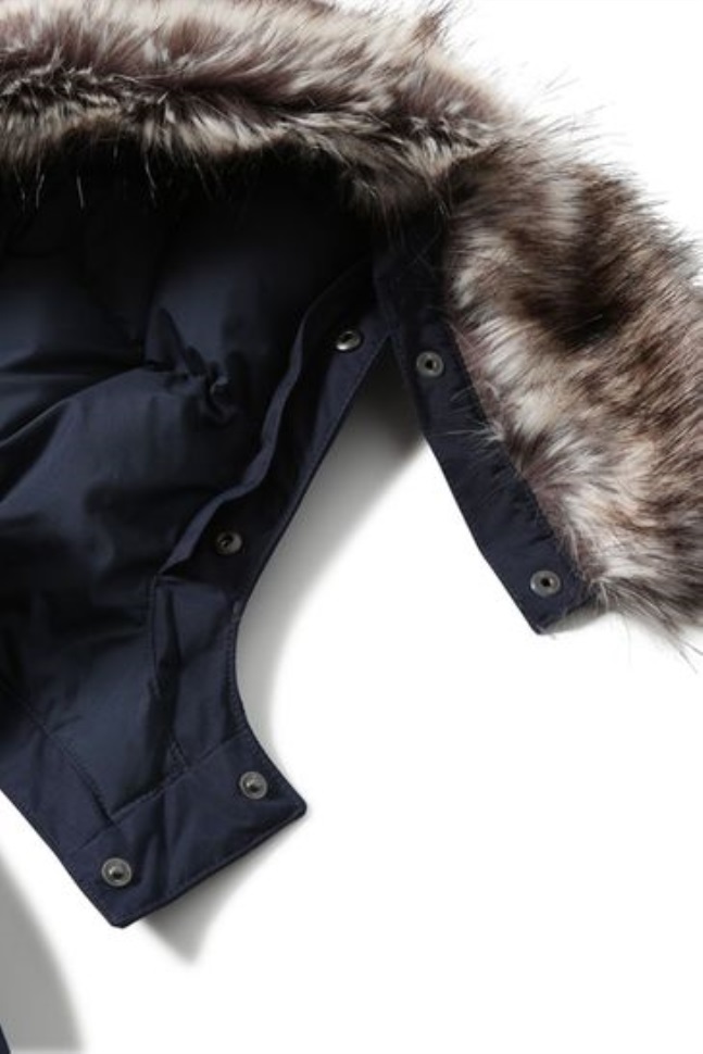 سترة مكموردو الوجه الشمالي