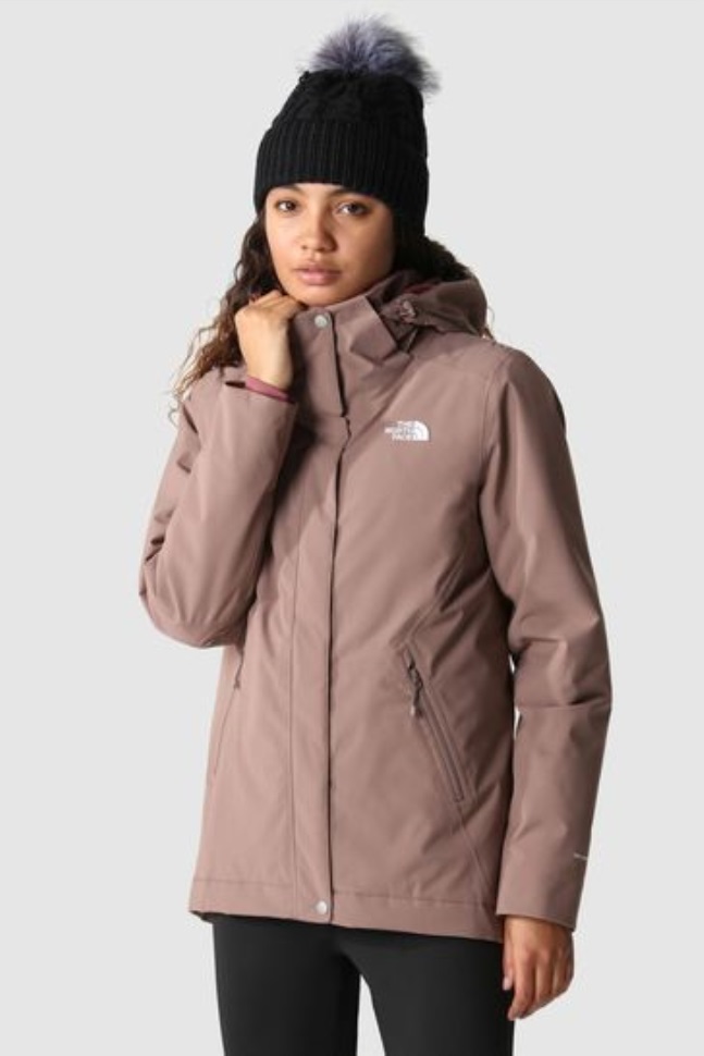 سترة معزولة باللون الوردي للوجه الشمالي