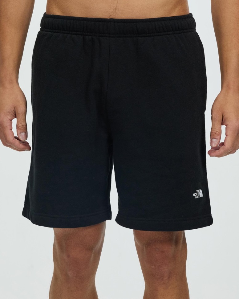 الوجه الشمالي لا يتوقف أبدا عن شورت أبيض وأسود