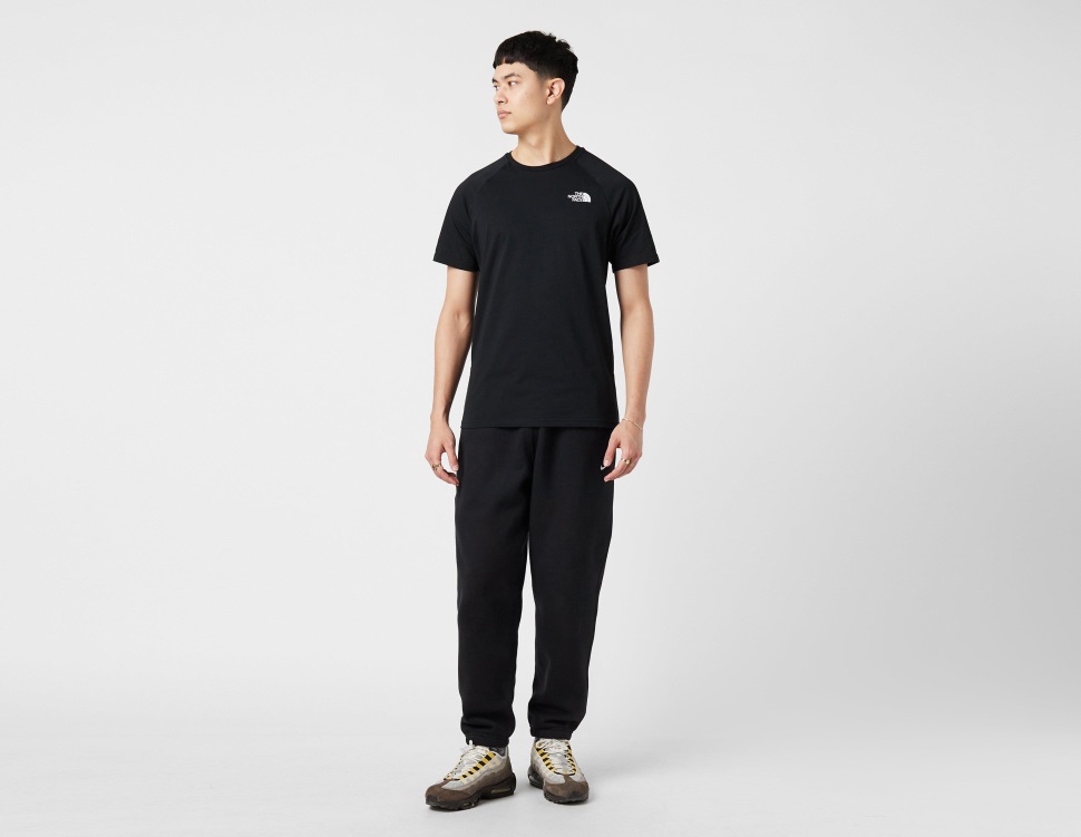 يواجه الشمال الأسود ويواجه الشمال تي شيرت