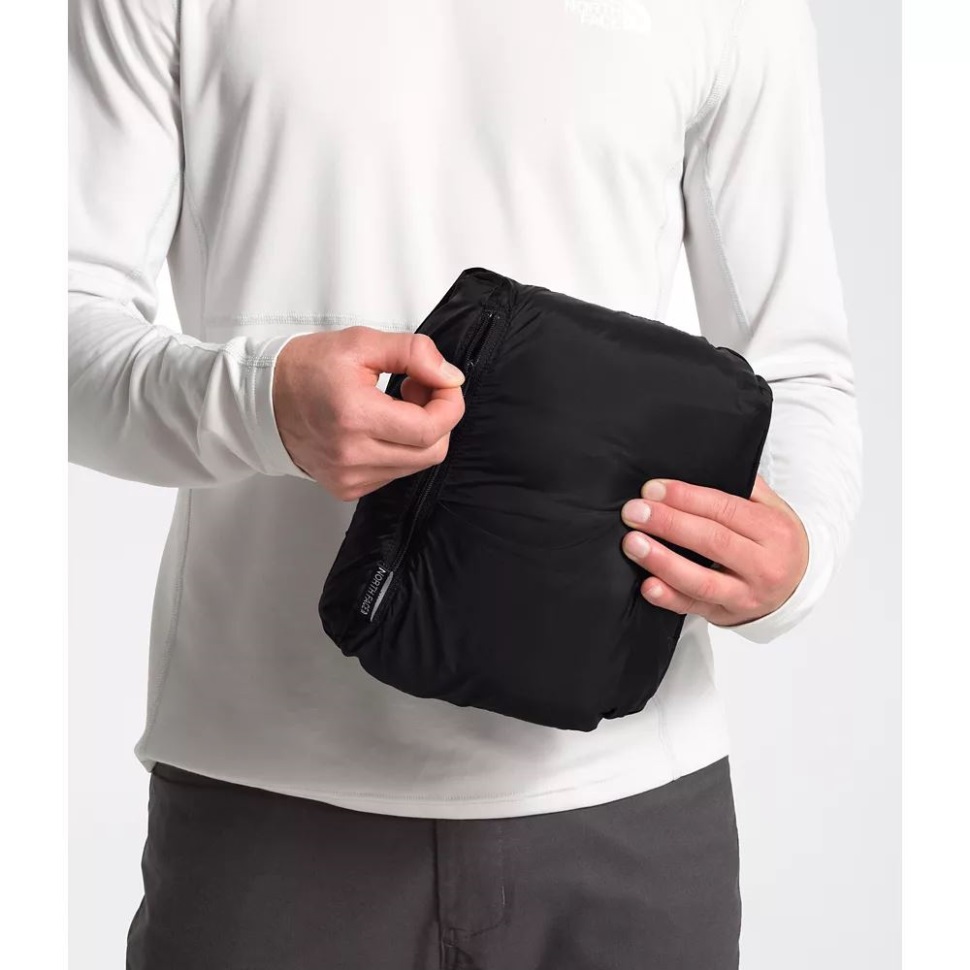 أسود الوجه الشمالي الرجال تمتد أسفل سترة