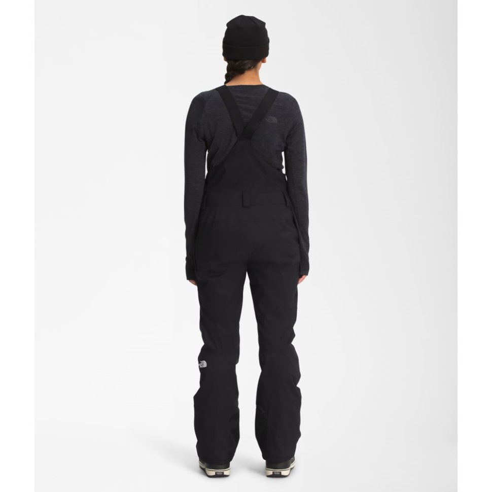 الأسود في الشمال يواجه المرايل المعزولة حرية المرأة