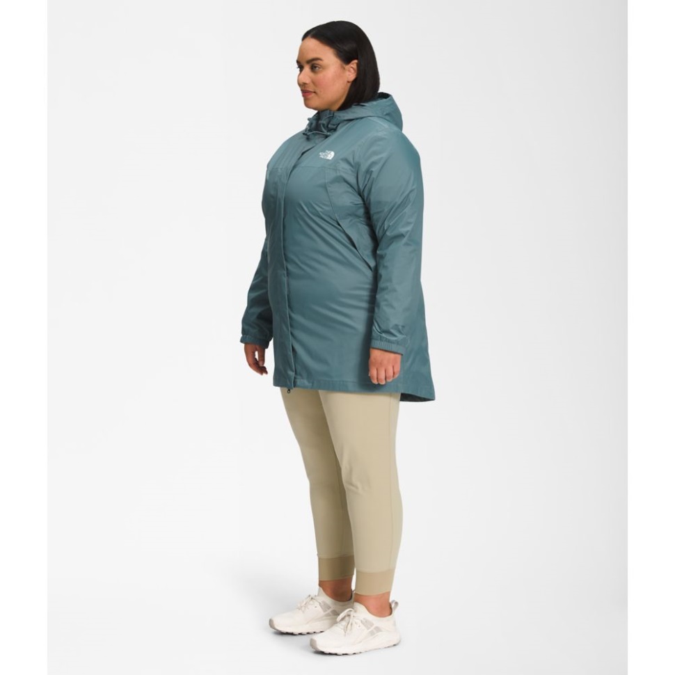 المرأة الزرقاء بالإضافة إلى أنتورا باركا الوجه الشمالي