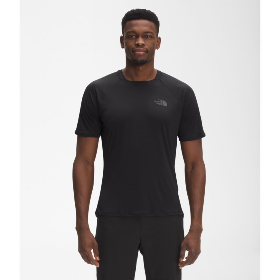 الشمال يواجه الرجال السود كبيرة طاقم قصير الأكمام الصنوبر