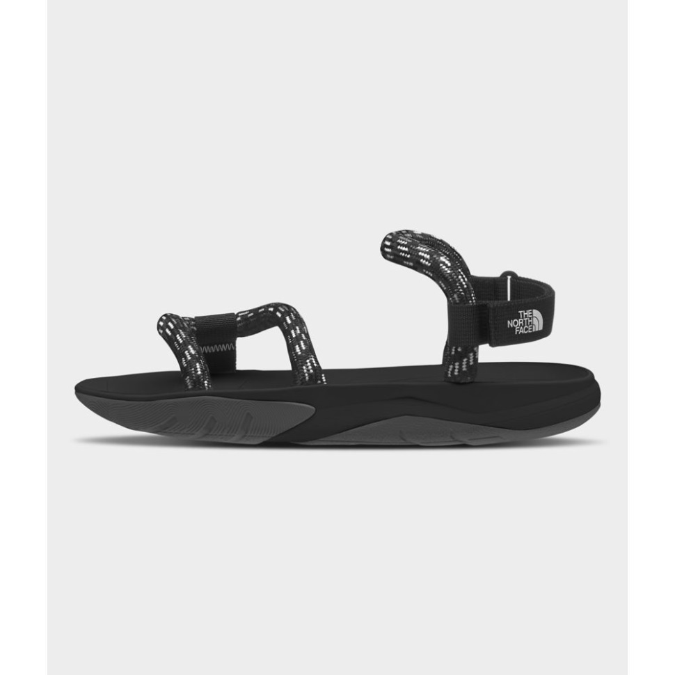 الشمال الوجه صندل نسائي رمادي اللون سكينا في الهواء الطلق