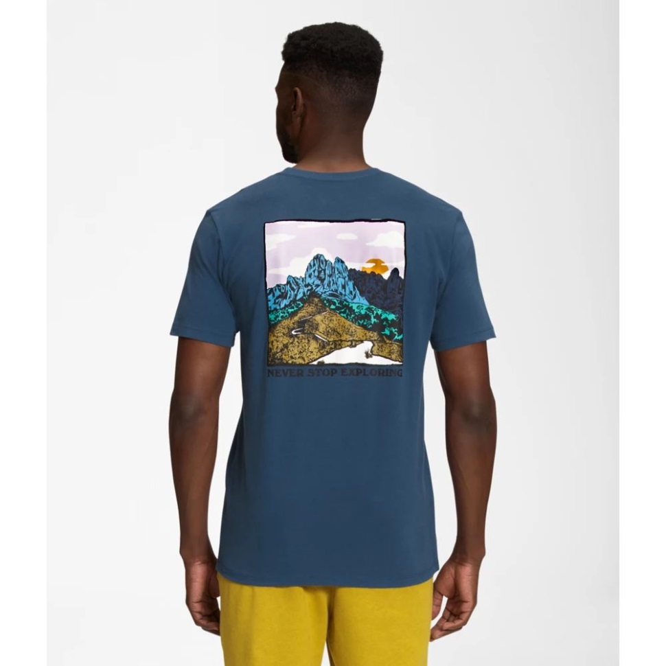 تي شيرت بأكمام قصيرة للرجال باللون الأزرق الغامق من ذا نورث فيس