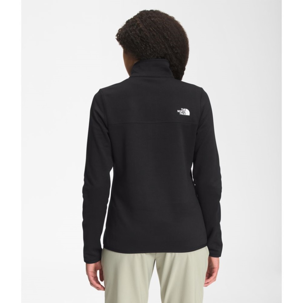 تواجه المرأة الشمالية كانيونلاندز الرمز البريدي الأسود