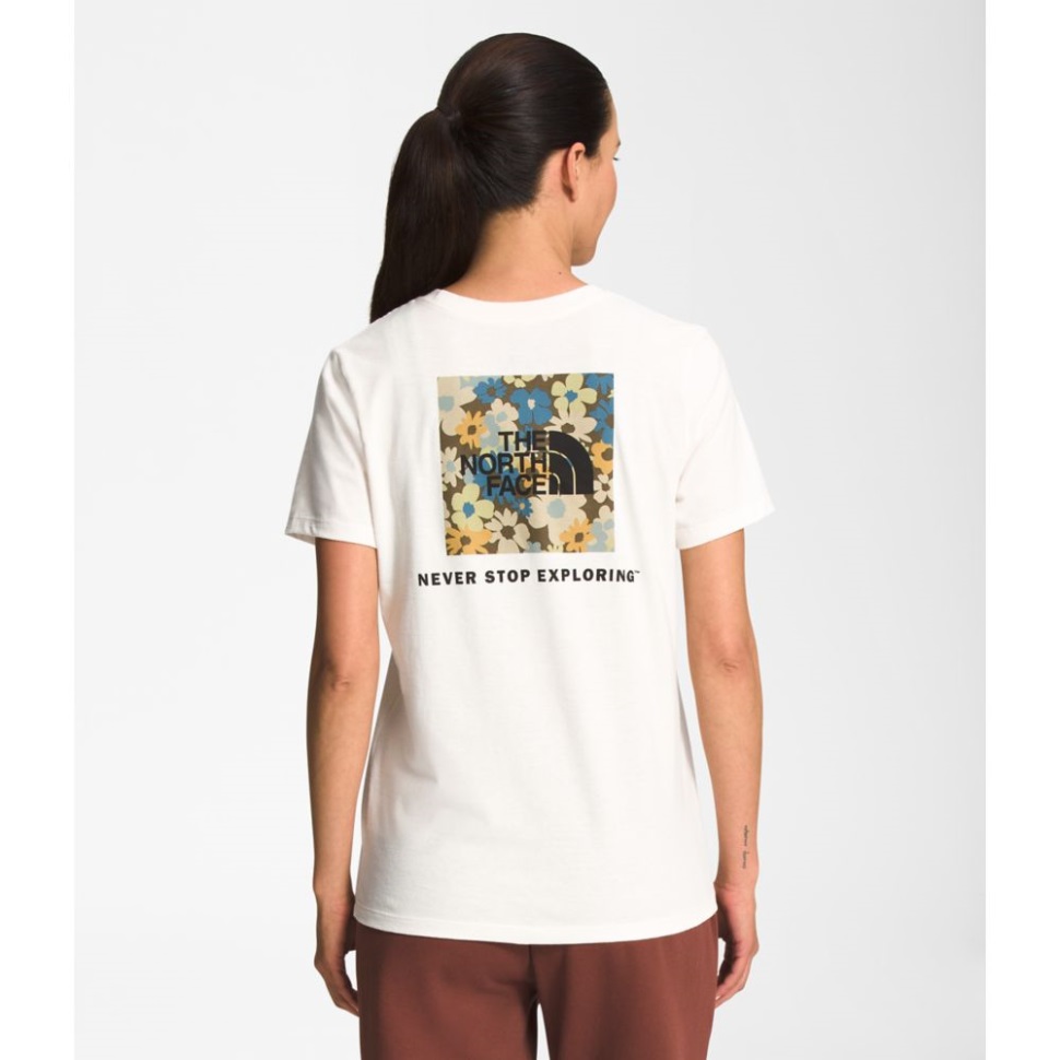 الأبيض الحصى المرأة قصيرة الأكمام مربع Nse قمزة الوجه الشمالي