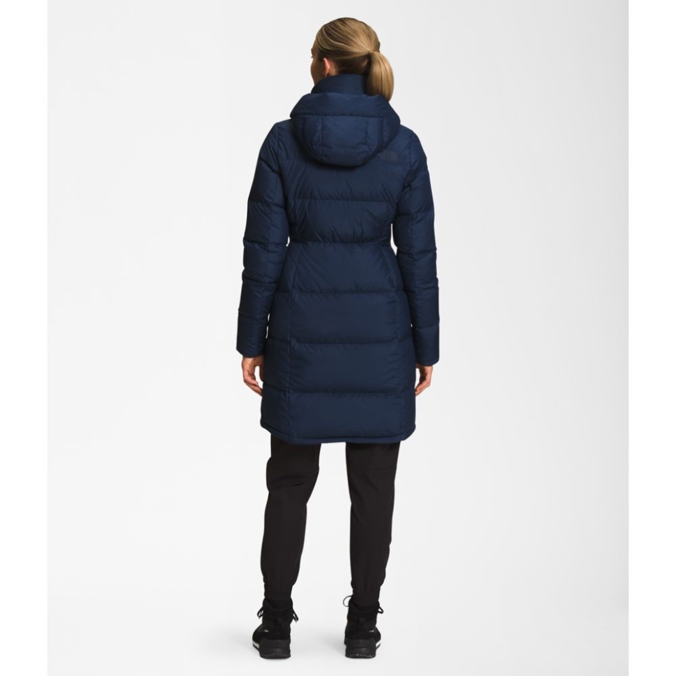 المرأة متروبوليس باركا القمة البحرية الوجه الشمالي