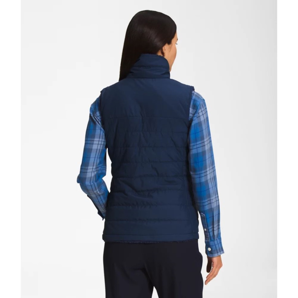 سترة المرأة موسبود معزول عكسها البحرية الوجه الشمالي