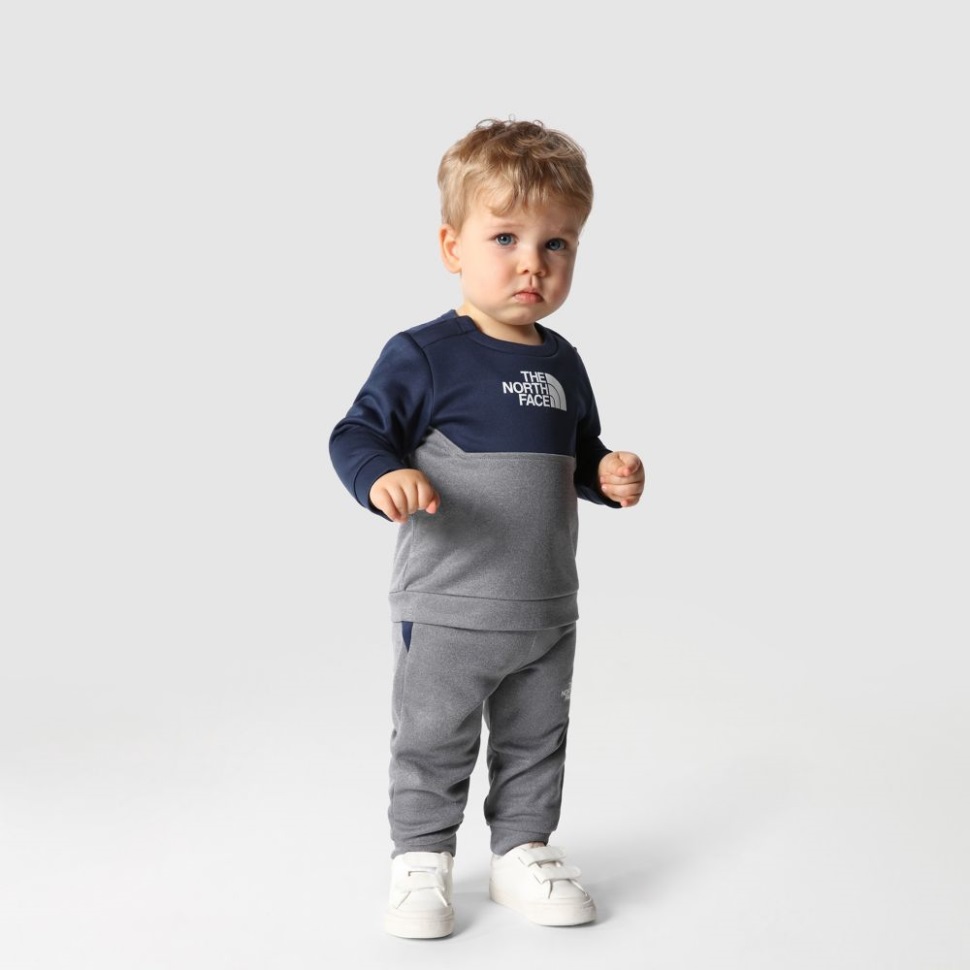 طقم طاقم من قطعتين باللون الكحلي من Summit Navy للوجه الشمالي