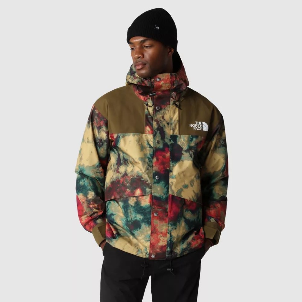 قام رجال تان آيس بطباعة سترة جبلية ريترو 86 الوجه الشمالي