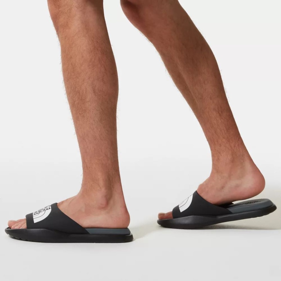 يواجه الشمال شرائح ثلاثية الرجال السود البيض