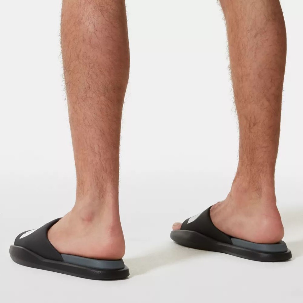 يواجه الشمال شرائح ثلاثية الرجال السود البيض