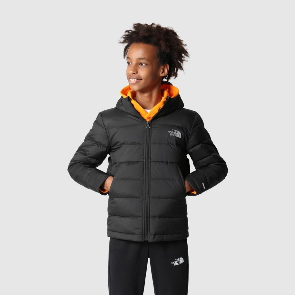 شباب الوجه الشمالي لا يتوقفون أبدًا عن سترة سوداء