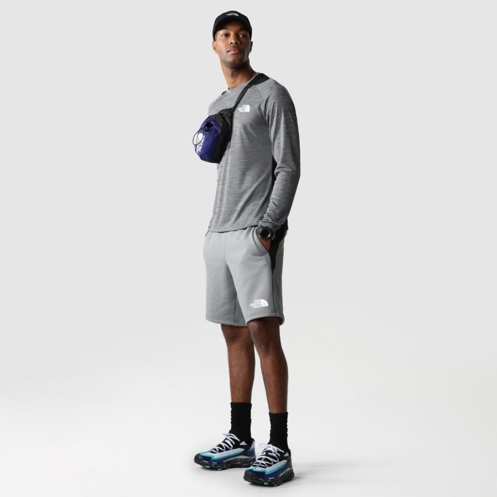 تي شيرت تدريب رجال رمادي بأكمام طويلة من ذا نورث فيس