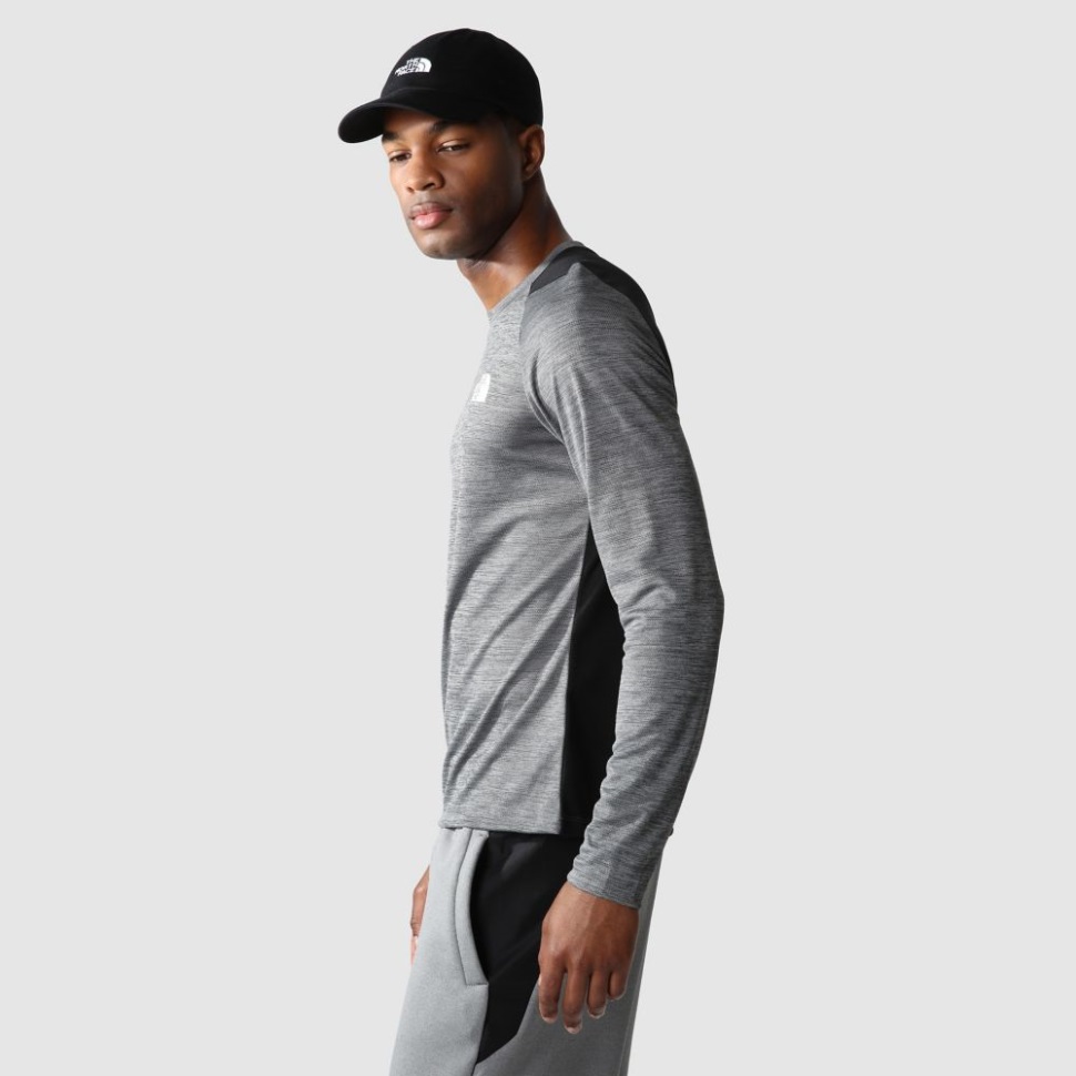 تي شيرت تدريب رجال رمادي بأكمام طويلة من ذا نورث فيس