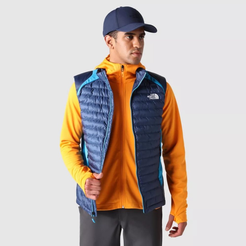 جيليه هجين معزول باللون الأزرق المظلل للرجال من The North Face