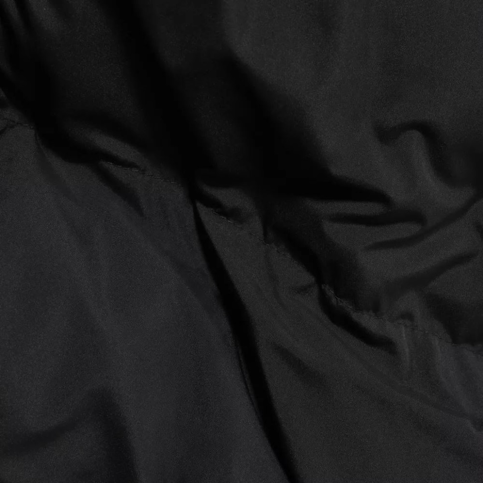 المرأة ثلاثية C سترة سوداء الوجه الشمالي