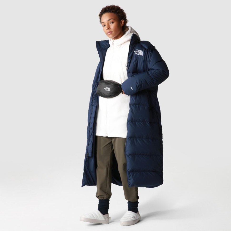 سترة نسائية ثلاثية C ، تواجه الشمال قمة البحرية