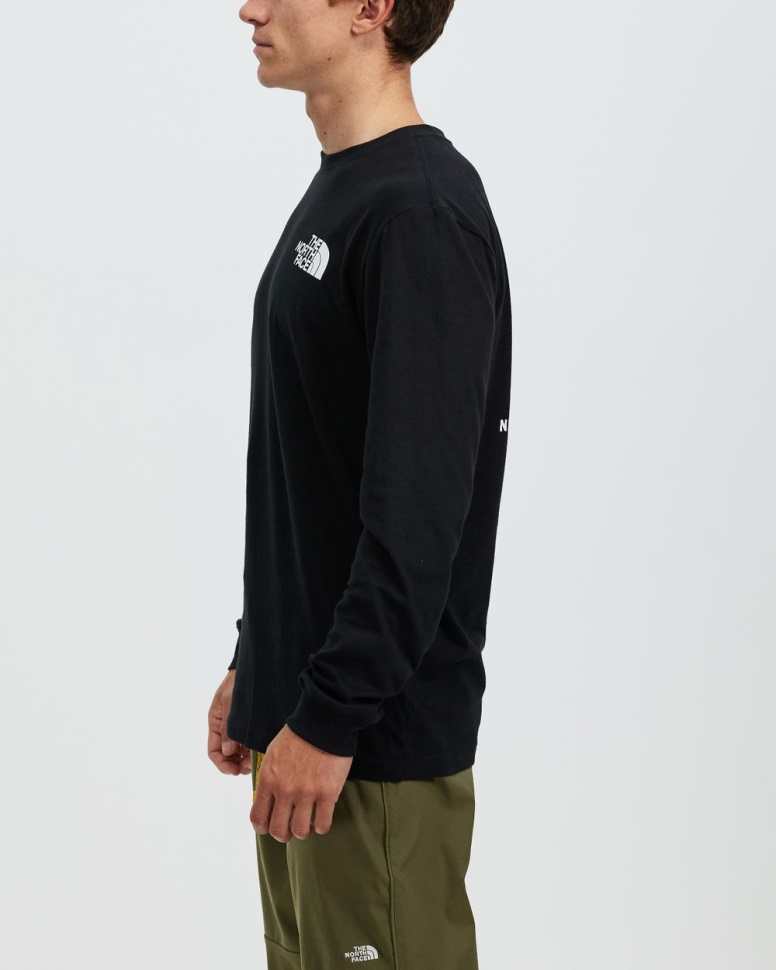 تي شيرت Nse مربع بأكمام طويلة باللونين الأسود والحصى