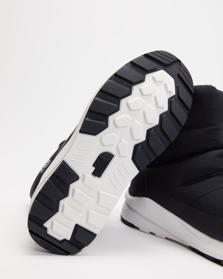 الجوارب السوداء والبيضاء Nuptse Ii Wp Men