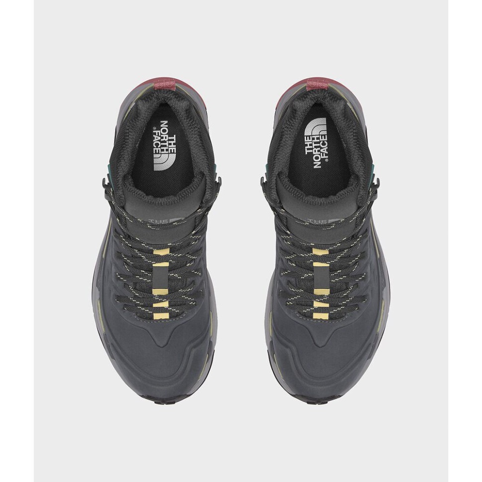 النساء Vectiv Exploris منتصف حذاء جلد خفيف اللون رمادي الوجه الشمالي